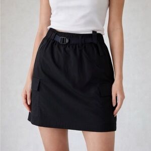 Aspen Cargo Skirt Mini Skirt - Black Size Medium. Gorpcore, Hiking, Activewear